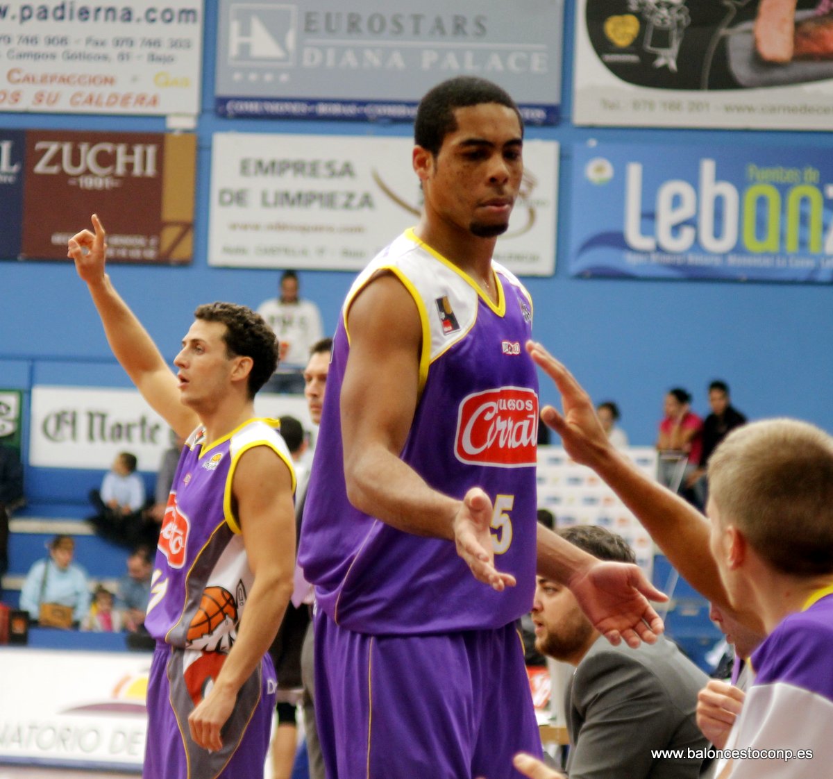 Gran partido de McDermott. Foto www.baloncestoconp.es