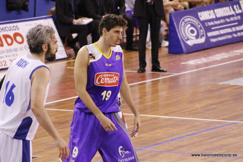 Roger Fornás fue el mejor ante Alicante. Foto www.baloncestoconp.es