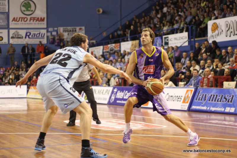 Urko recupera el liderato. Foto Baloncestoconp.es