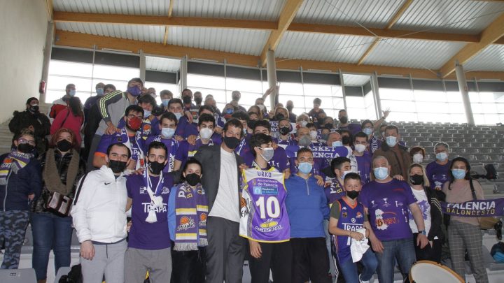 La Peña Basket Morao presente en el homenaje a Urko Otegui